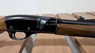 REMINGTON 22LR MOD. 552 NOGAL PAVON (USADA)